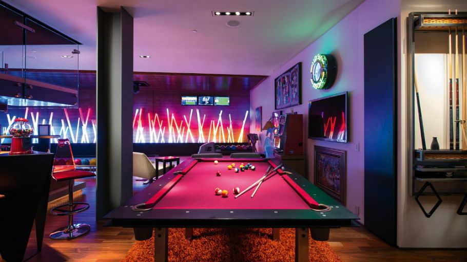 GAME ROOM
